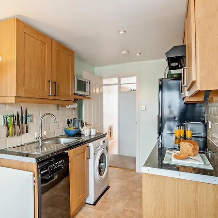 Appartement 2 Bed In 91672